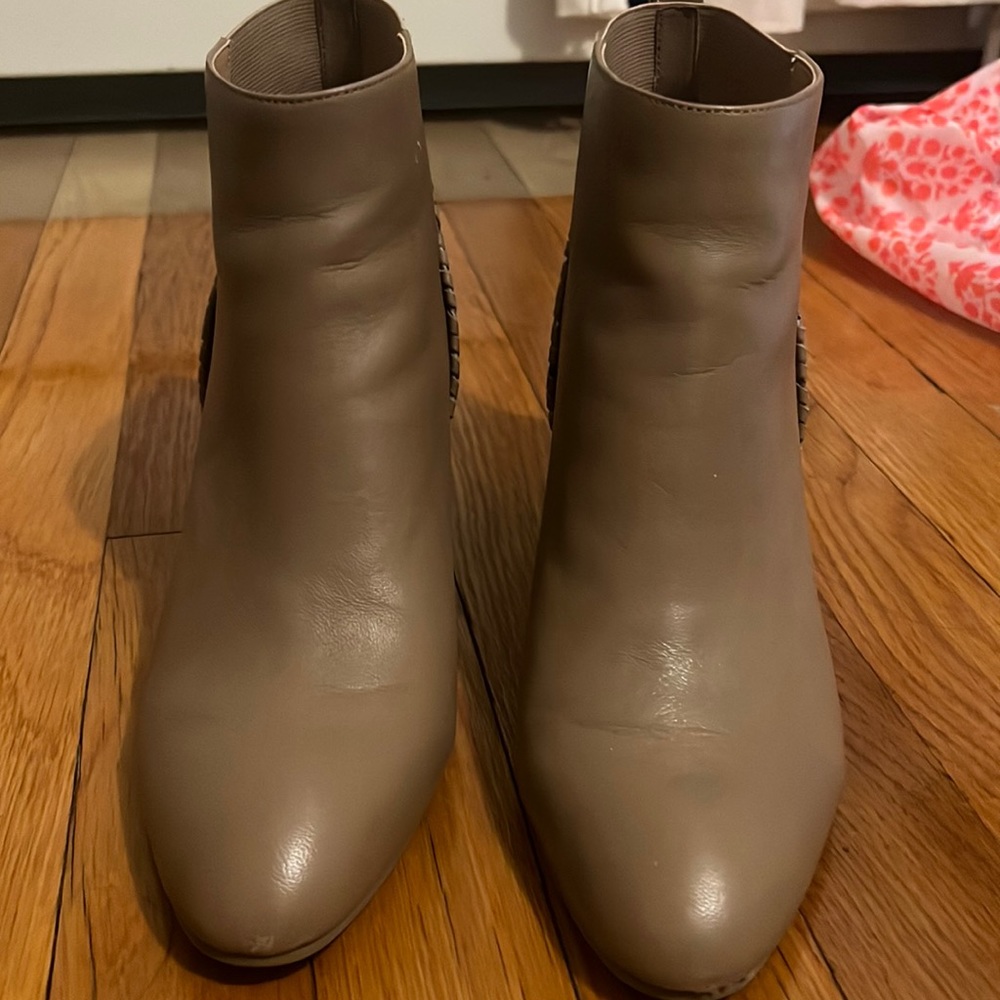 Tan and snake print Jack Rodger boots!!